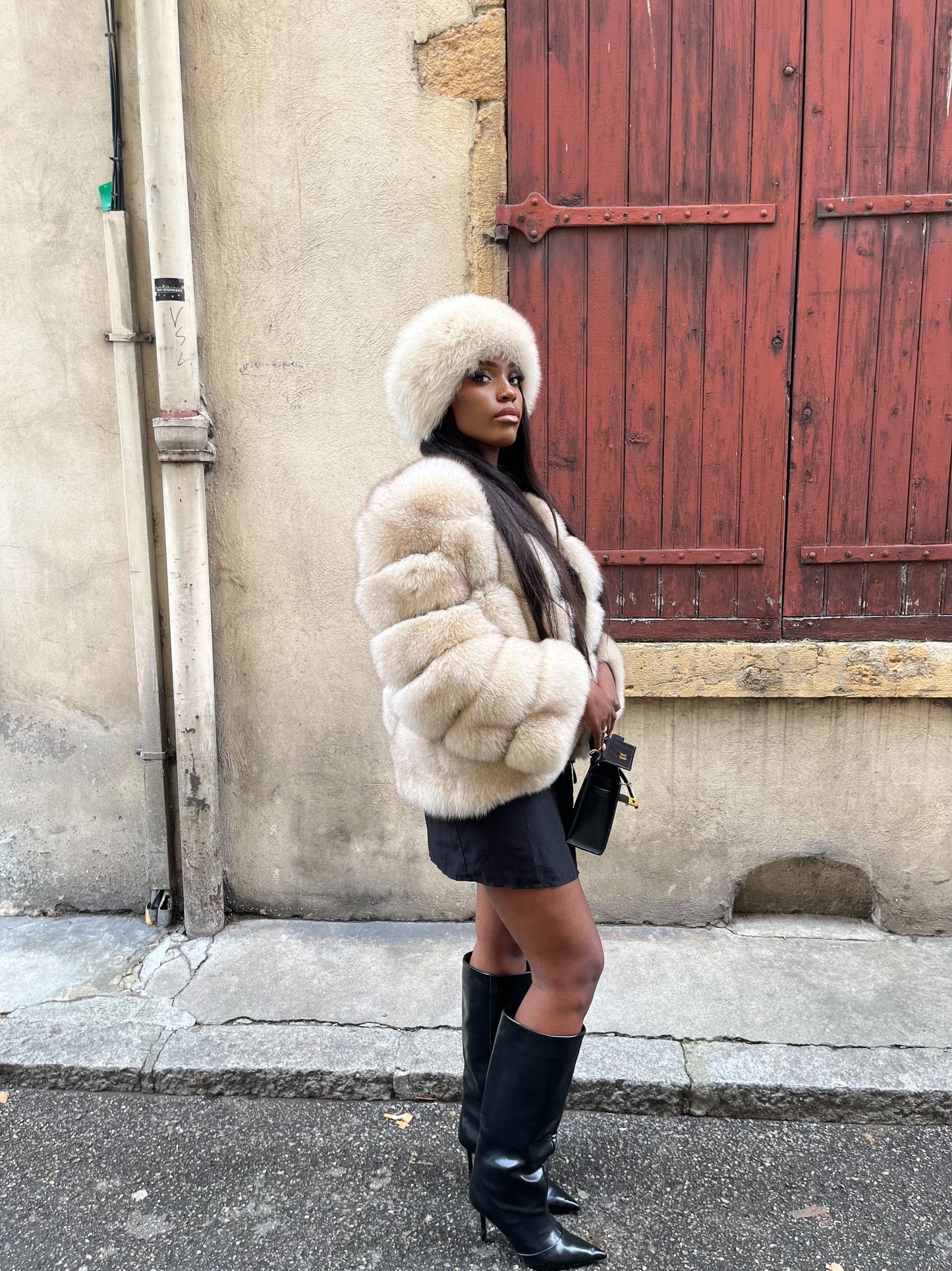 Fur kylie court