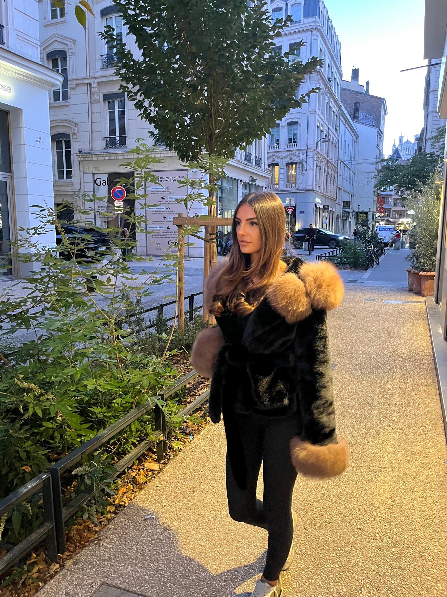 Alina coat black